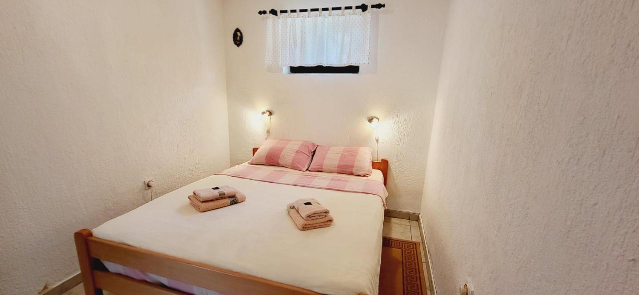 Apartments Italo By El-Pi Tours Njivice Esterno foto